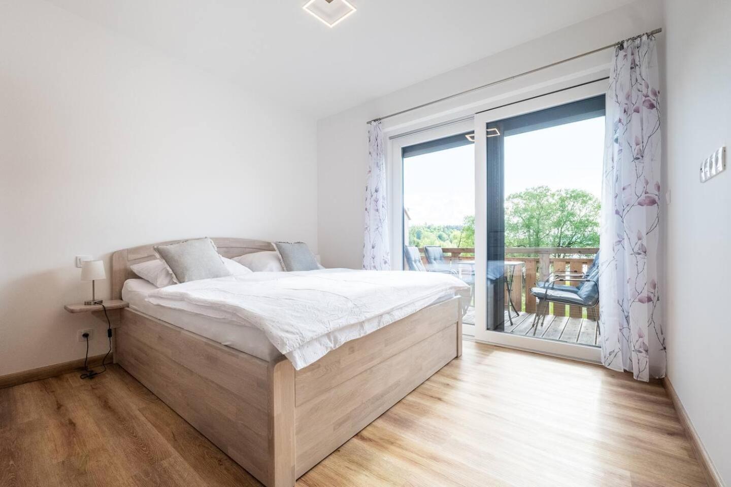 Apartmany - Male Lipno Černá v Pošumaví エクステリア 写真